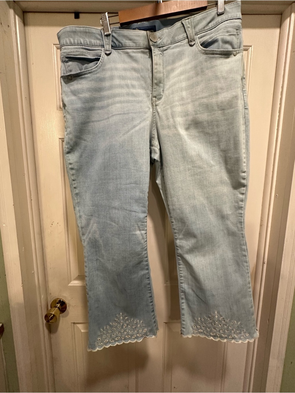 Democracy Light Blue Cropped Jeans with Embroidered Scalloped Hem